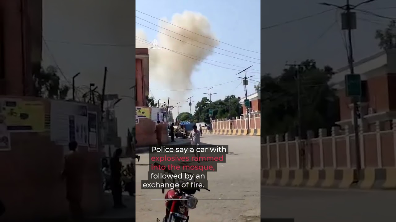 Deadly blast hits mosque at Pakistan police complex