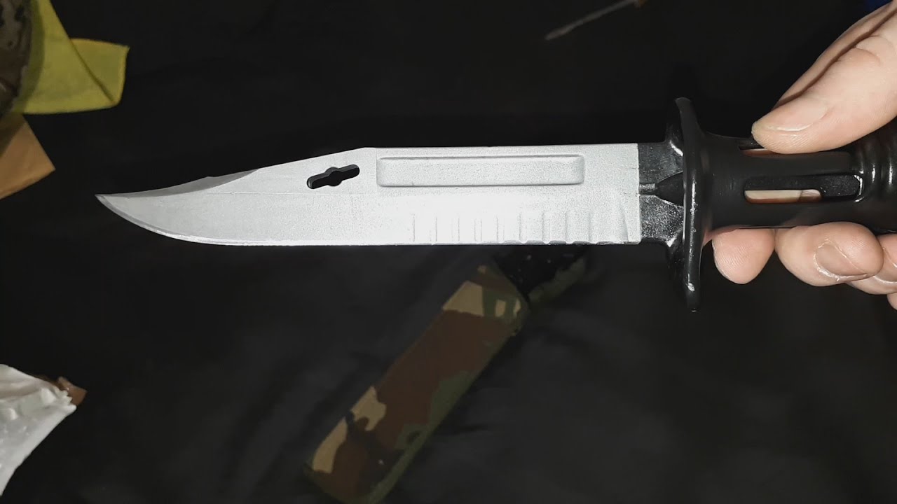 Current Issue British Military L3A1 SA80 Bayonet knife with scabbard and frog.