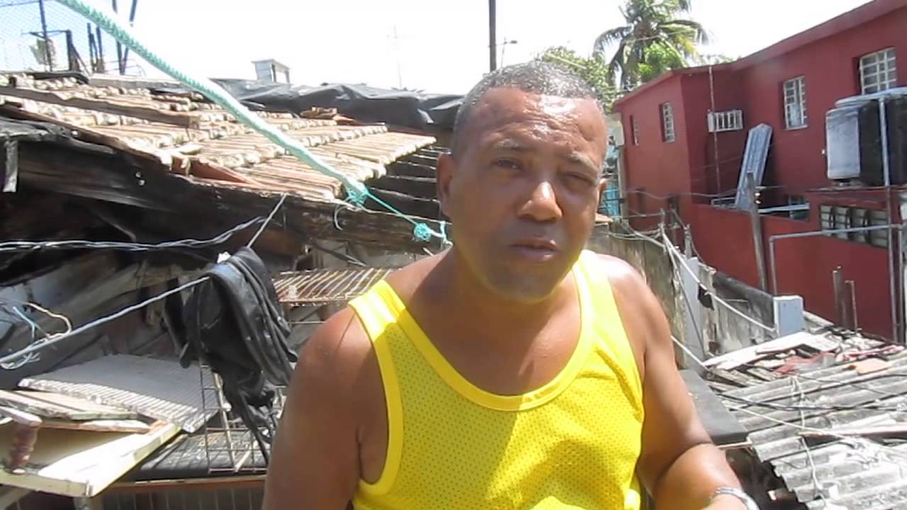 GUSTABITO EL DUEÑO DEL FAMOSO PALOMO   MUÑECO