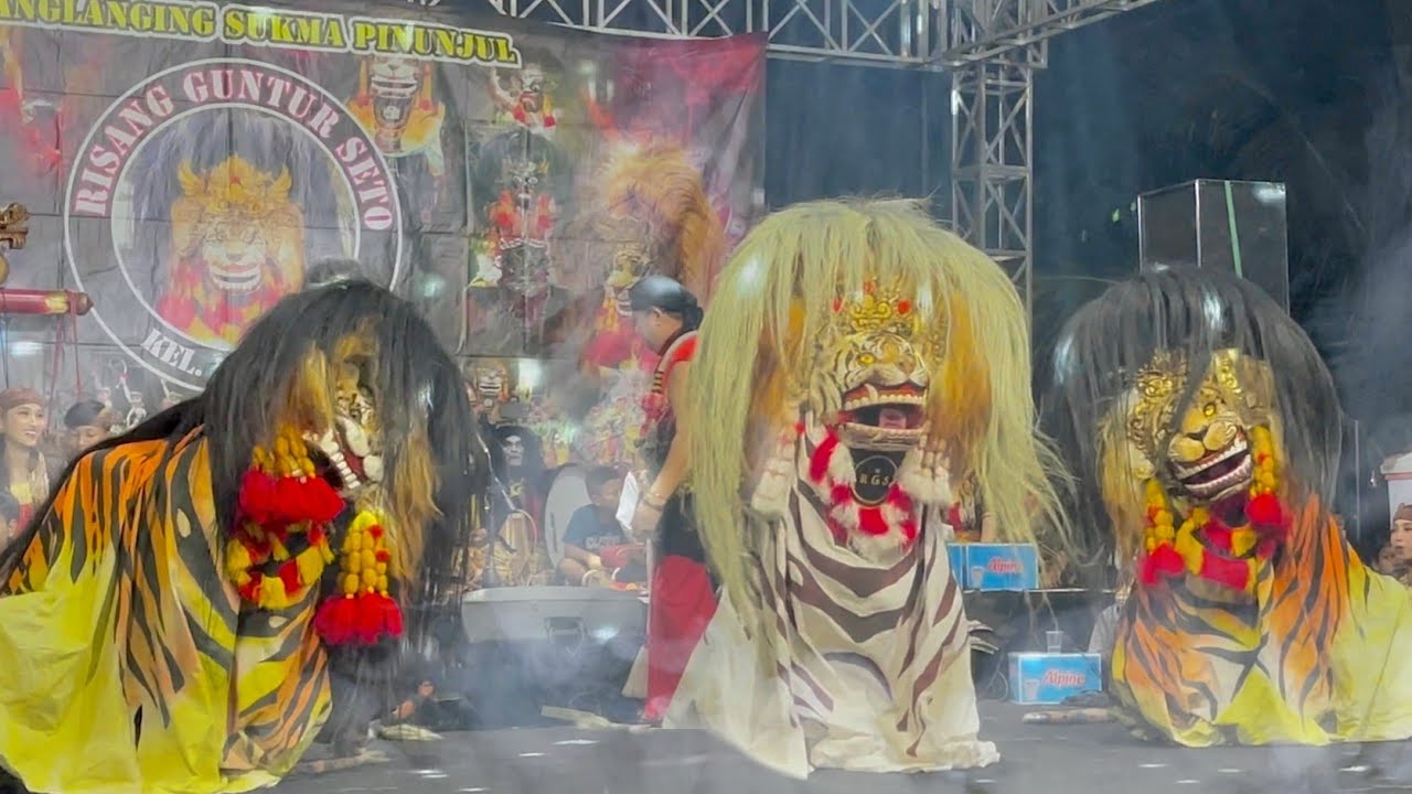Rampak Barongan Blora Seni Barong Risang Guntur Seto HUT ke 26 Tahun