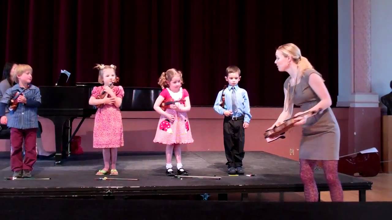 Beginner Class Performs at Group Recital