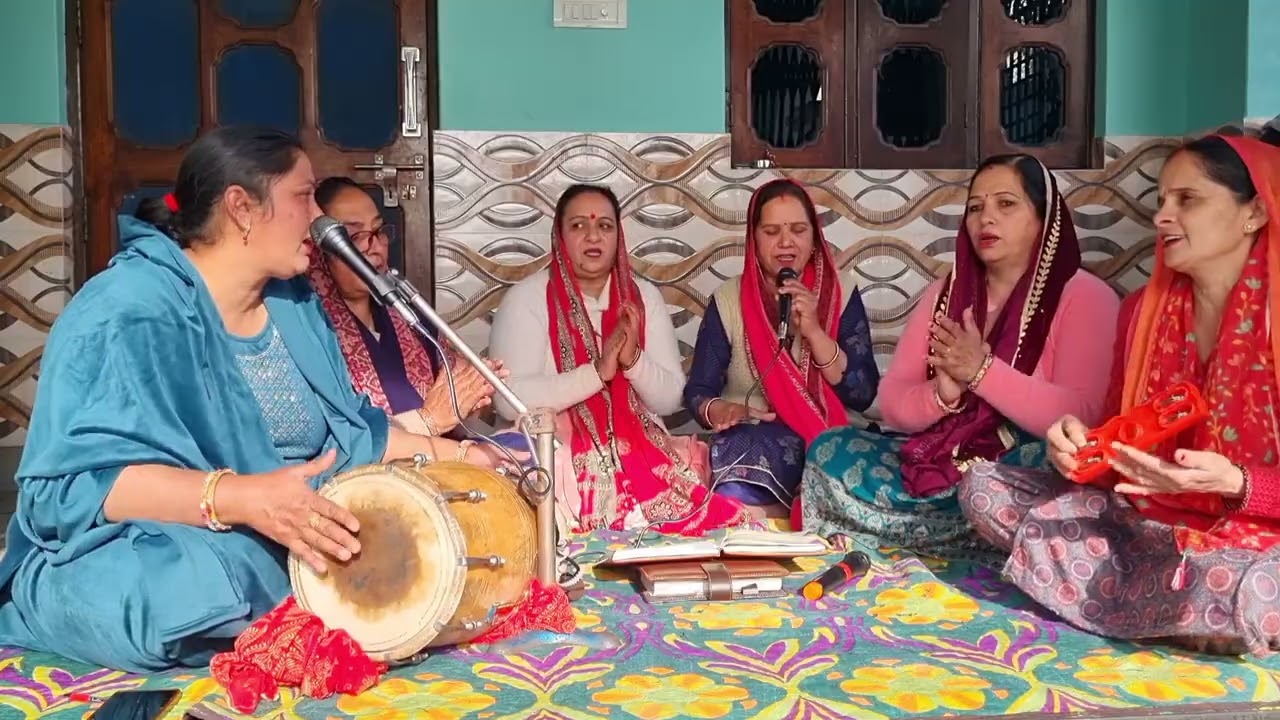 #bhajan #shivratri भोले ने किया टेलिफोन गौरां के लिए #kirtan 🙏🏻