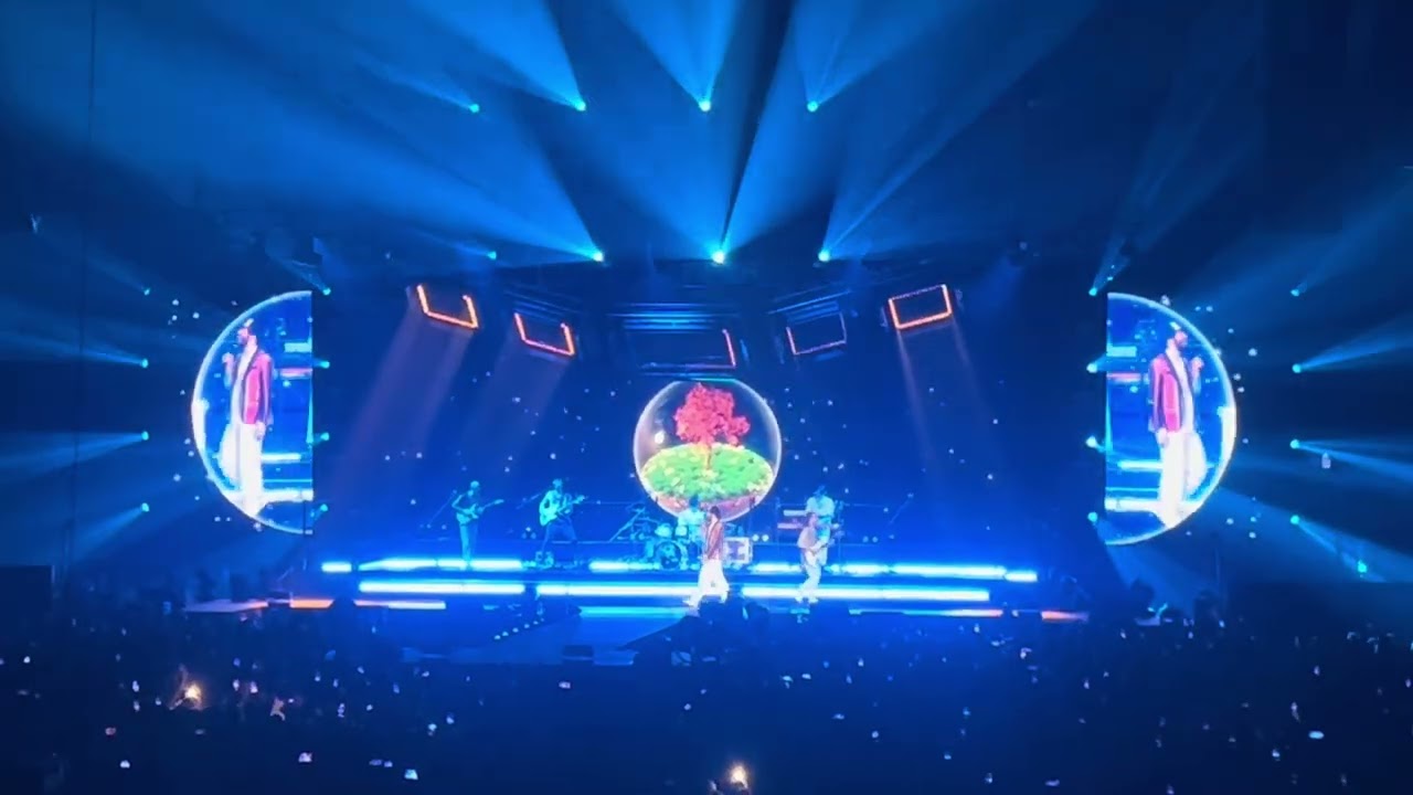 RIDERE - Pinguini Tattici Nucleari | Live ASSAGO 12/04/2024
