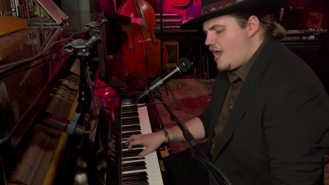 Tom Eylenbosch & HIs Brittle Bones - 'Empty Pocket Blues'