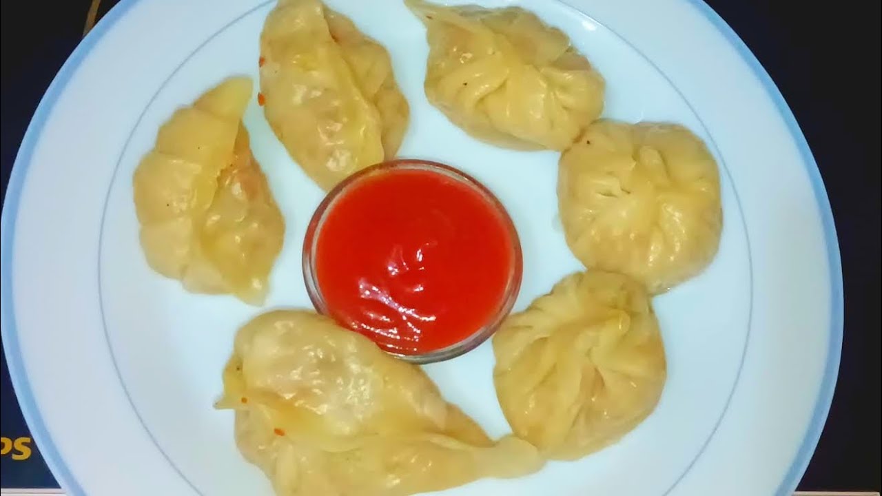 നമുക്കിന്നൊരു  വെജിറ്റബിൾ  മോമോസ് ഉണ്ടാക്കി  കഴിക്കാം ||How to make easy veg momos 🥟🥬🥕