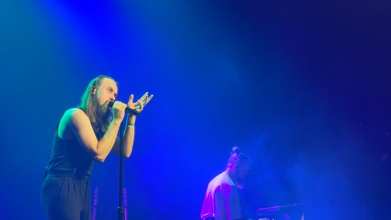 MOLCHAT DOMA "Ya Tak Ustal"   Live 29.Oct.2024 L'Aéronef. - LILLE (F)