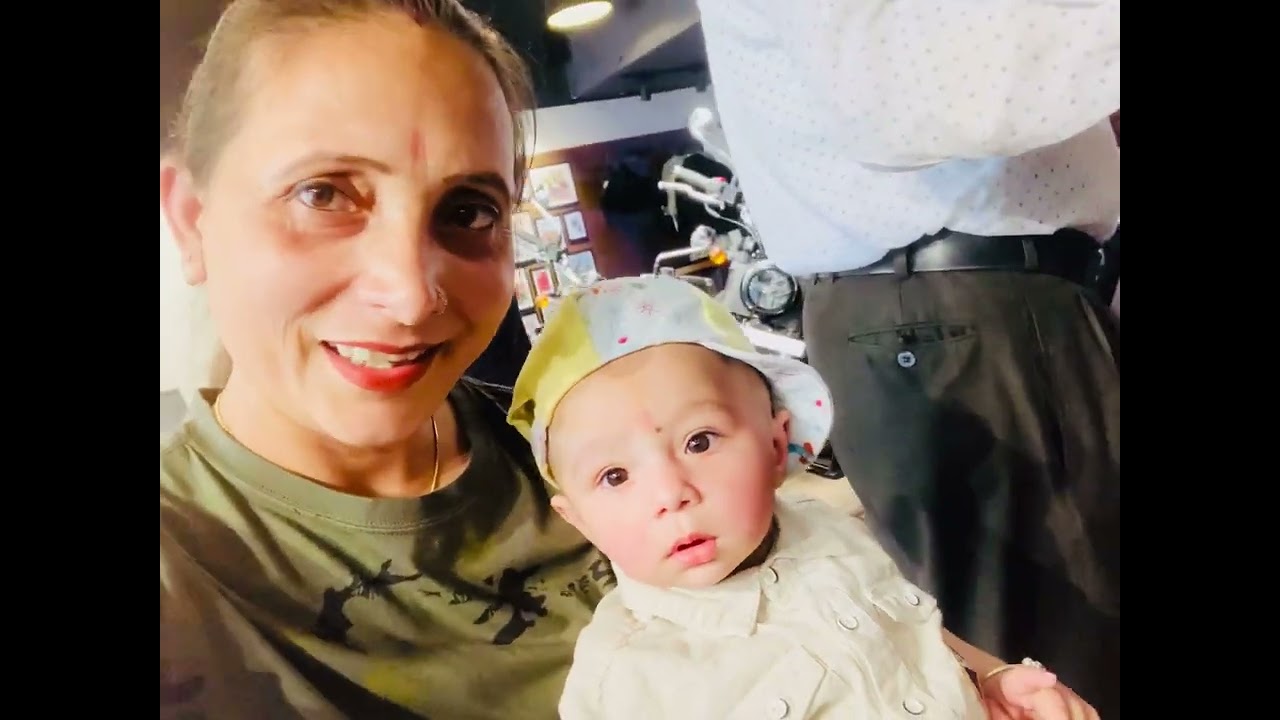 Finally taking delivery of Vihanaa&rsquo;s chachu dream bike Jawa 42.2.1 🏍️🤗|| Vihanaa&rsquo;s world ||