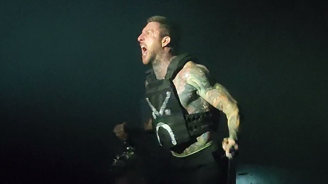Slaughter to prevail - Viking - Live In Melbourne 28/11