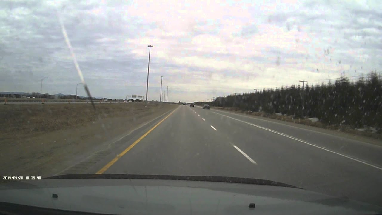 2014-04-20 Qu&eacute;bec autoroute 40 &agrave; St-Augustin 2 motos &agrave; haute vitesse yvanleprof