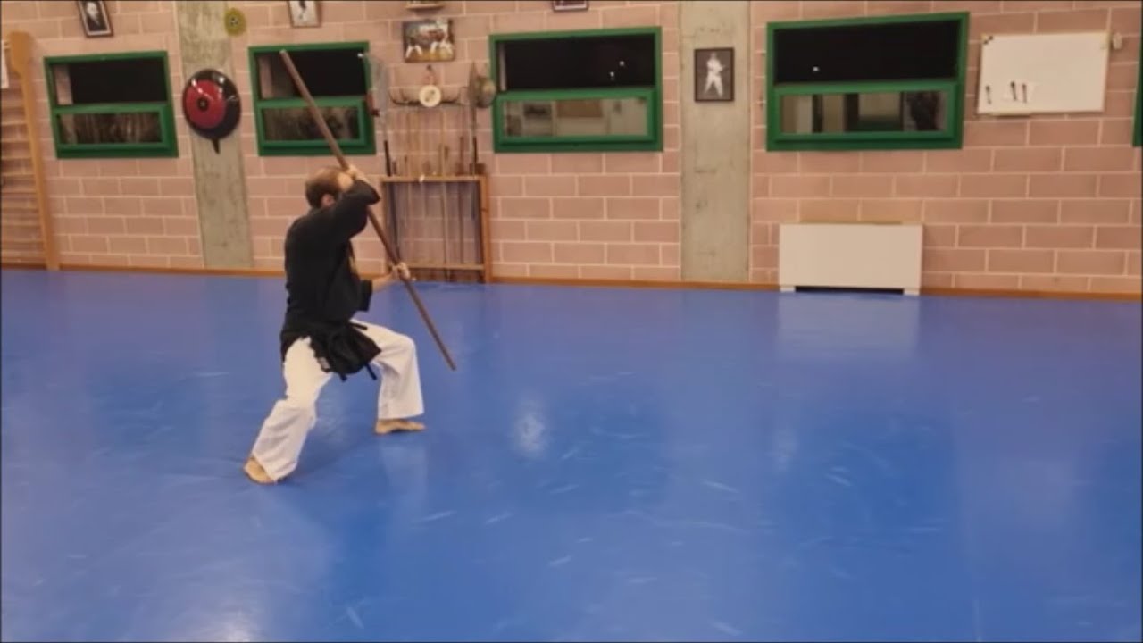 徳嶺ぬ棍 - 𝗧𝗼𝗸𝘂𝗺𝗶𝗻𝗲 𝗻𝘂 𝗸𝘂𝗻 𝗶𝗻 𝗠𝗮𝘁𝗮𝘆𝗼𝘀𝗵𝗶 𝗞𝗼𝗯𝘂𝗱𝗼̄