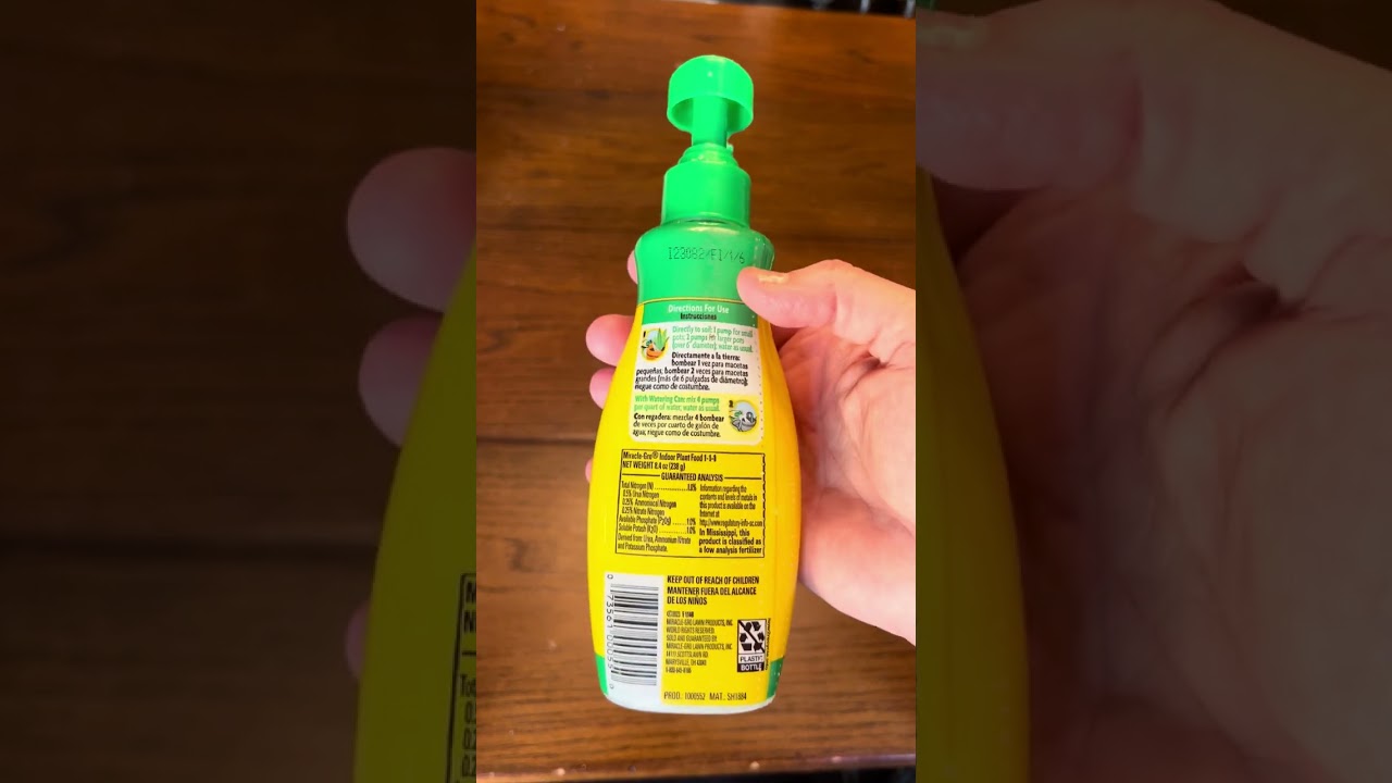 Miracle-Gro Indoor Plant Food, Liquid Fertilizer for All Types of Plants, Small or Large