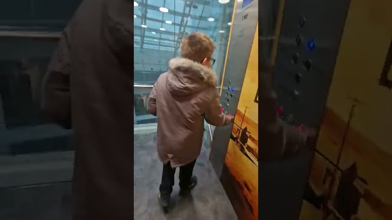 Lifts @The Arndale centre, Manchester.