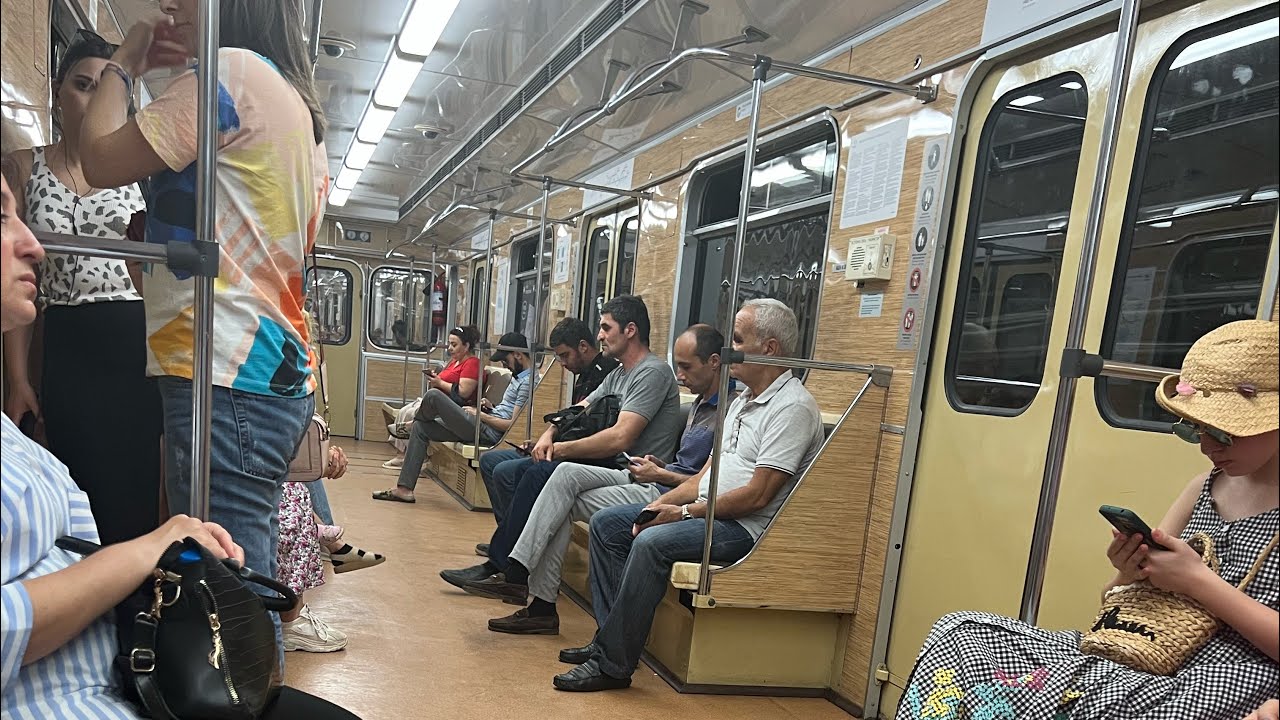 🇦🇿8 : Metro in Baku ,Azerbaijan/ CUỘC SỐNG AZERBAIJAN☘️☘️☘️