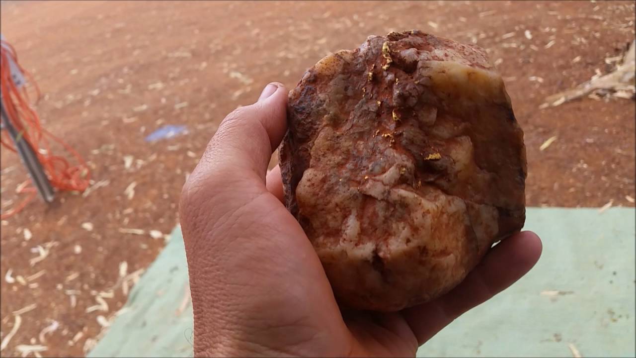 2016 gold nugget Western Australia