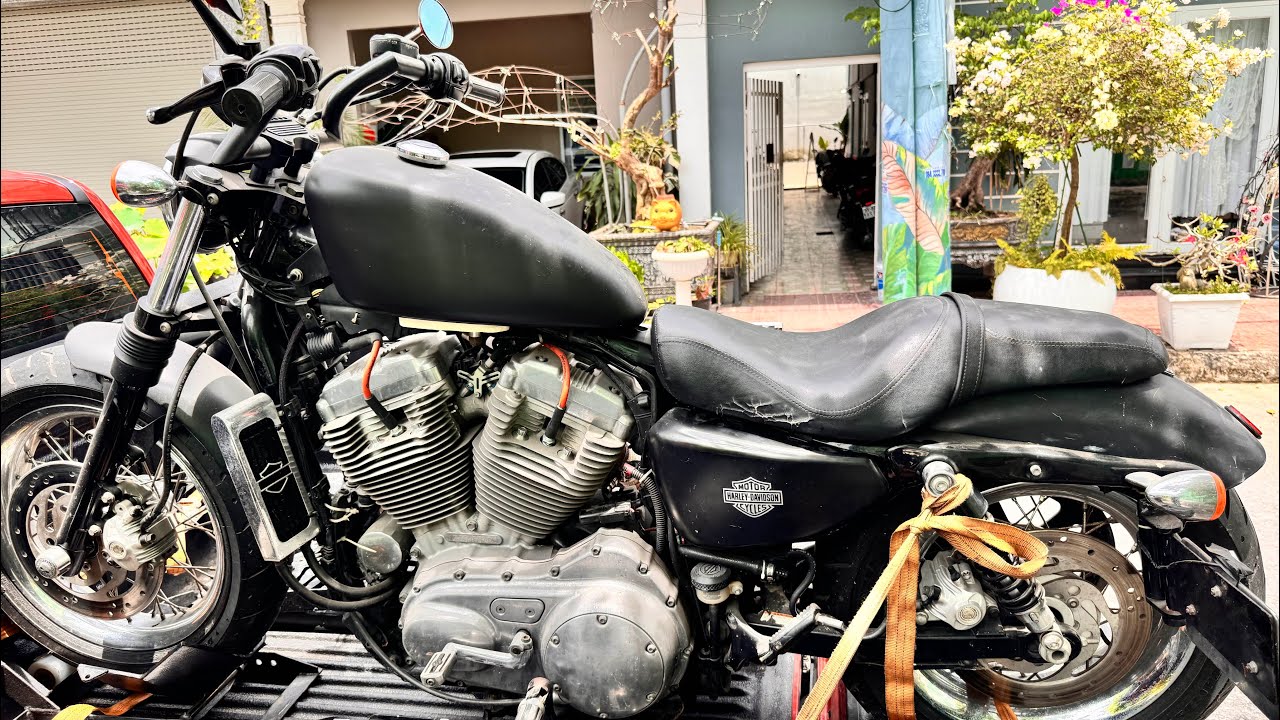 Harley 883 date 2009 xe nhập mỹ, chính chủ giá chỉ hơn 100 sau khi làm full 
