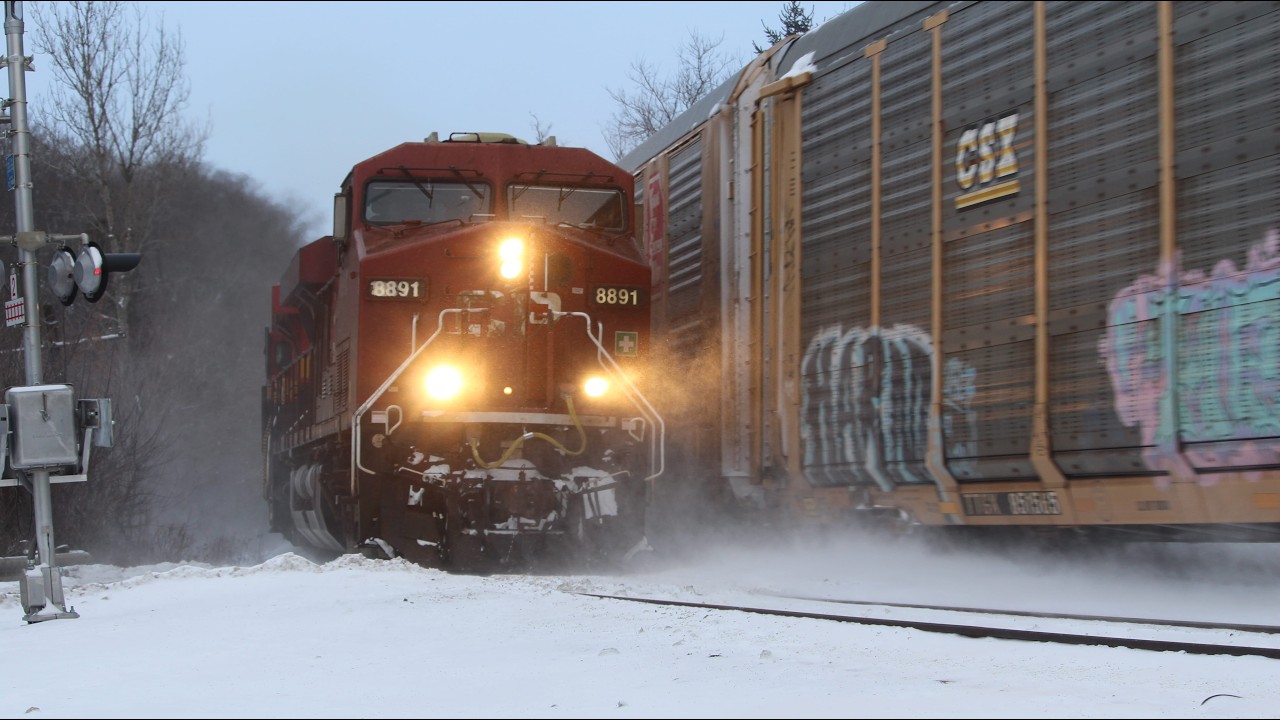 Train Meet! CP 230 - KCS 5005E & CP 231 - 8891W at Guelph Jct. East - January 01, 2026