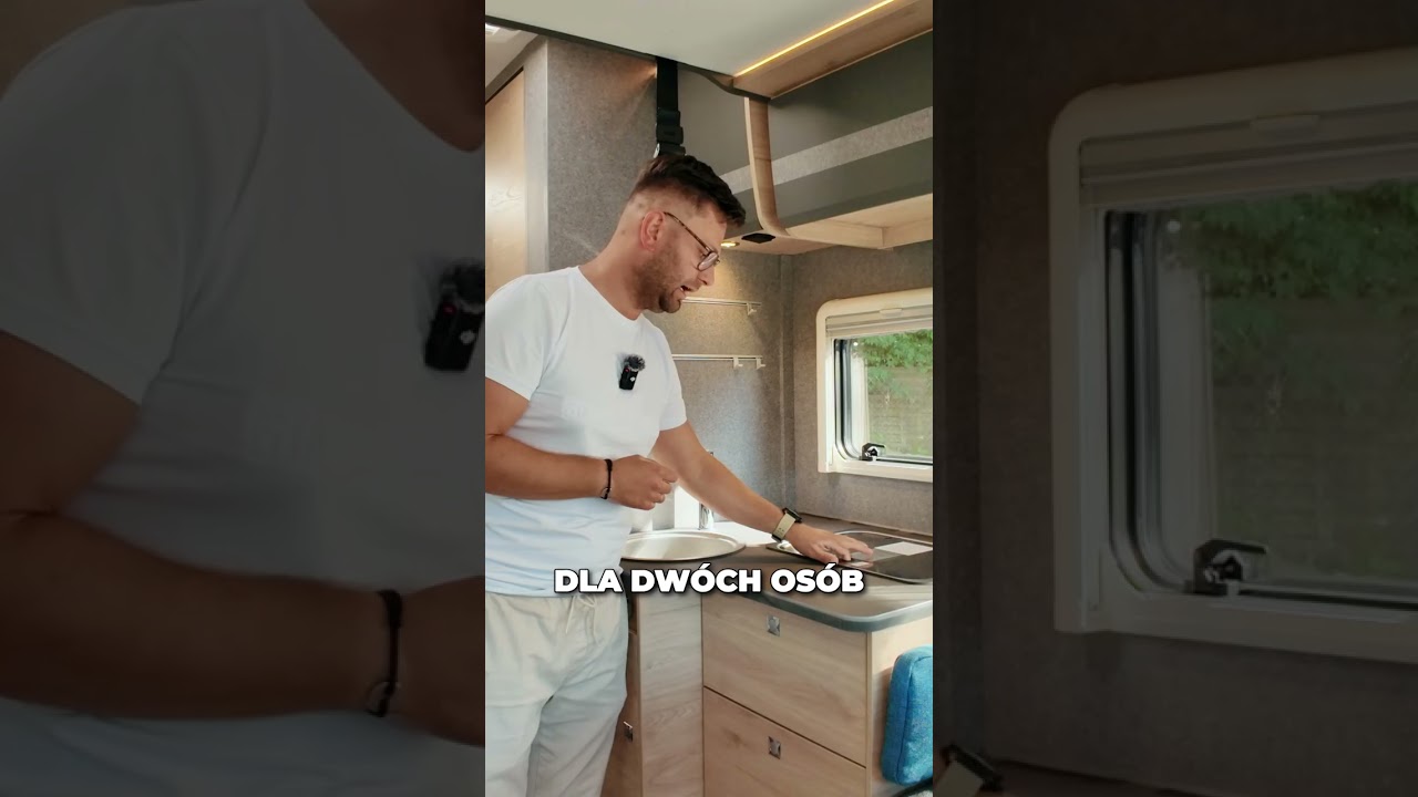 Ten kamper zaskakuje swoim wnętrzem