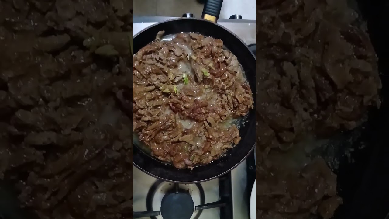 النهرده يوم مش عادي.الحج جوزي الشيف .عملكم أحلى كبده اسكندراني .والطعم خطير .سهرة الخميس