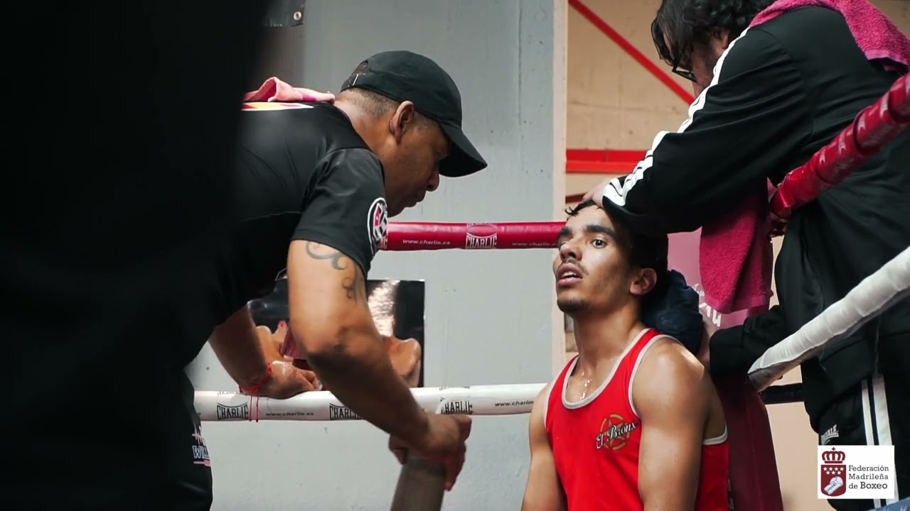 FINALES MASCULINAS CAMPEONATOS DE BOXEO FEDERACIÓN MADRILEÑA PESO 60 KG