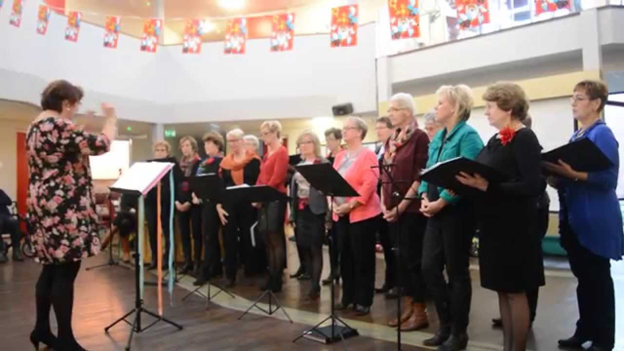 Snie op it lân - 't Roer om