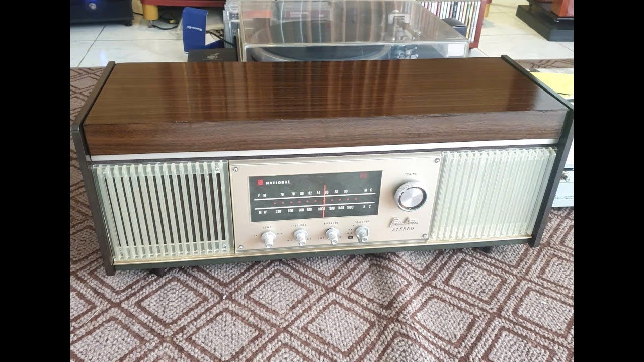 Gioi thieu may National SKU 970 Máy hát cổ rất đáng sưu tầm.