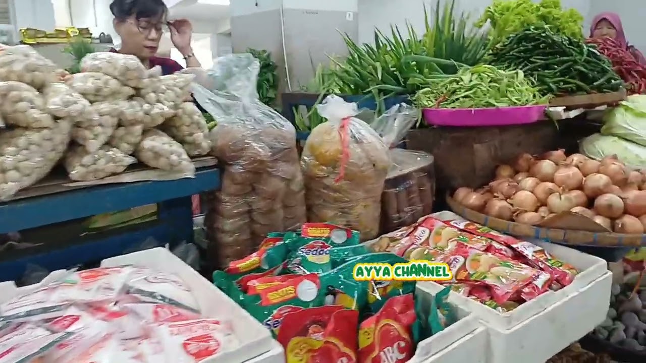 Pasar Legi, Kecamatan Ponorogo, Kabupaten Ponorogo. #long #pasar #umkmindonesia 