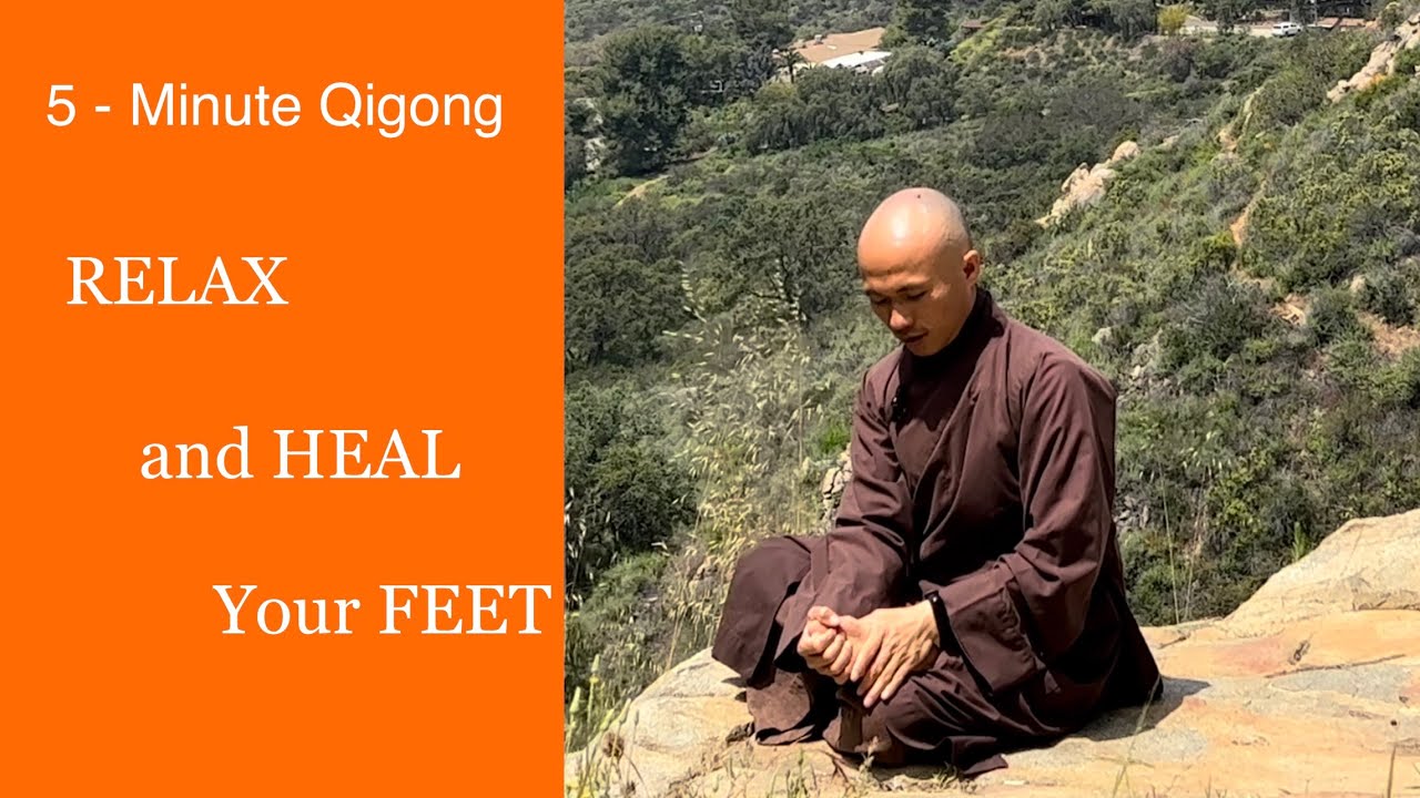 RELAX and KEEP Your FEET WARM | 5- Minute Qigong : Flap The Soles of The Feet