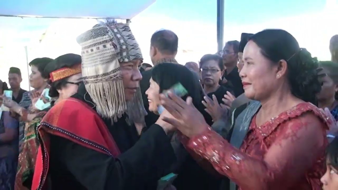 Video 5 - Upacara Adat & Pemakaman Ompung Mika Boru