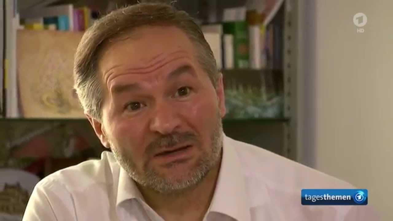 ARD | IS-Anh&auml;nger im t&uuml;rkischen Verband DiTiB &ndash; der erhobene Zeigefinger