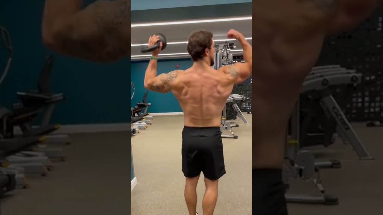 Kettlebell Only Back Workout! 💪🏻👽 #shorts