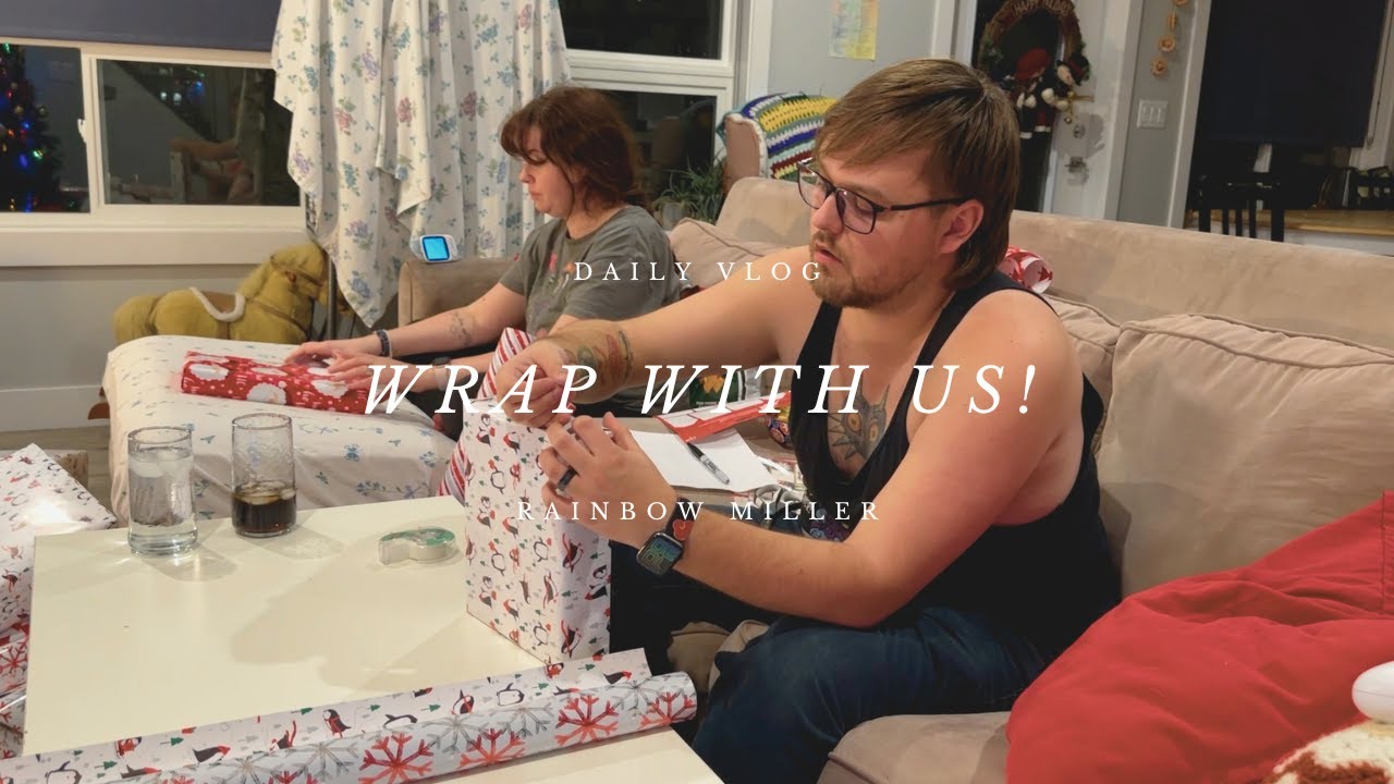 Christmas Wrap With Us! | Vlogmas 2023