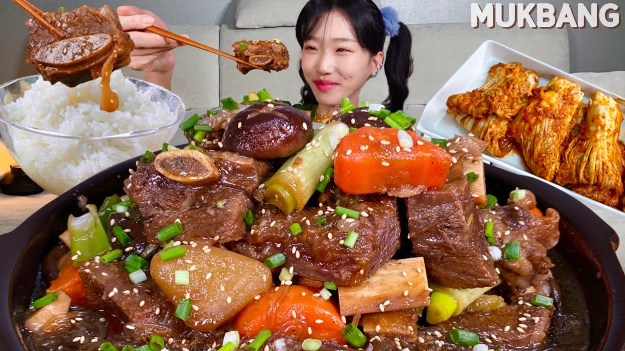 씹고 뜯고 맛보고 즐기는 🍖소갈비찜 2.5kg 먹방 매운불김치까지!! Galbi-jjim, Spicy kimchi mukbang Eating show Real mukbang