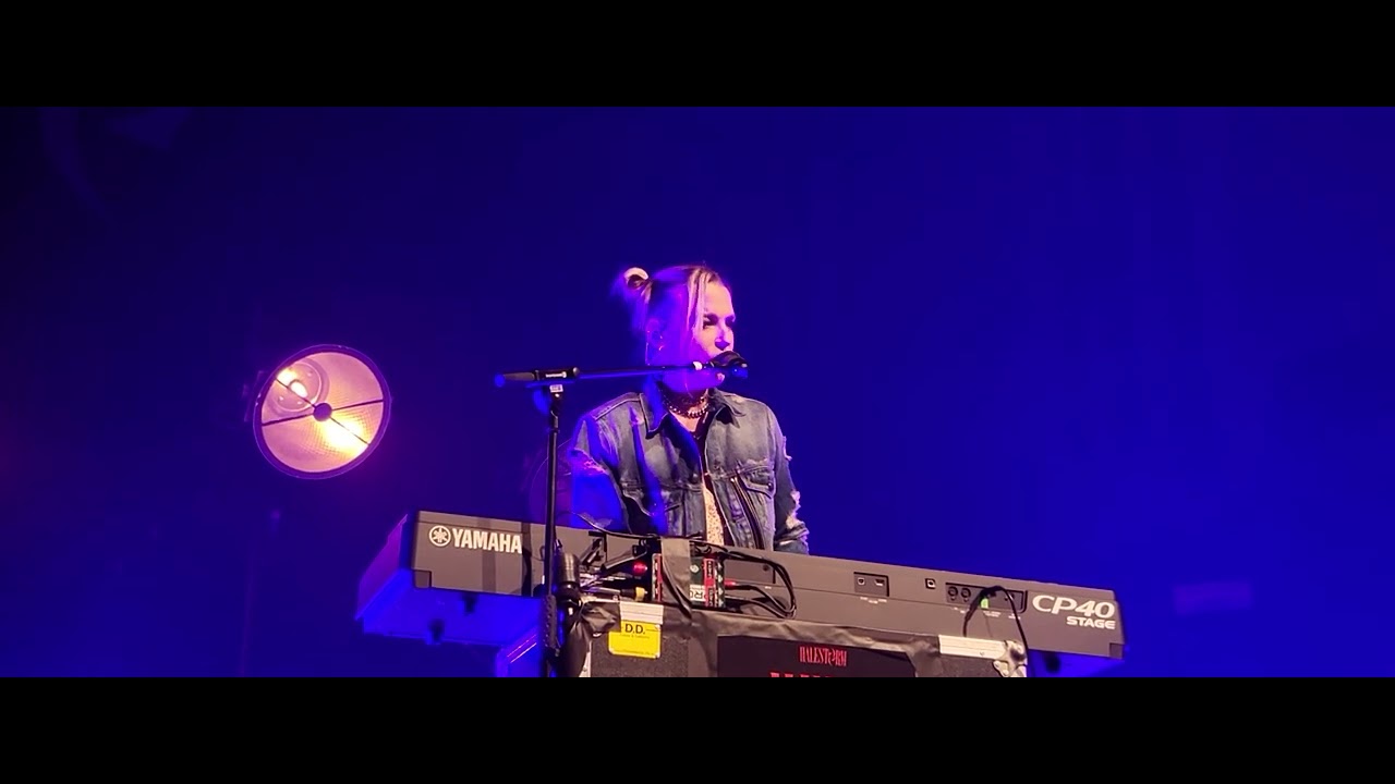 Halestorm Belfast ULSTER Hall 3/5/22 (Into the Mystic) Break In, Dear Daughter,  Raise Your Horns