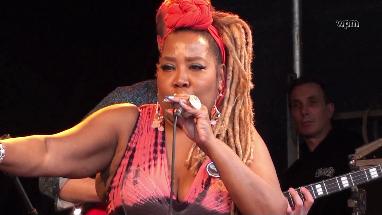 Sugar Queen & the Straight Bluesband live bij Brielle Blues 2019