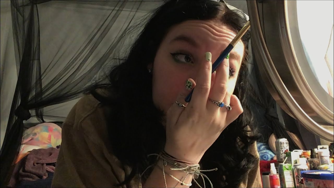 [asmr] chaotic grwm for work on Halloween!