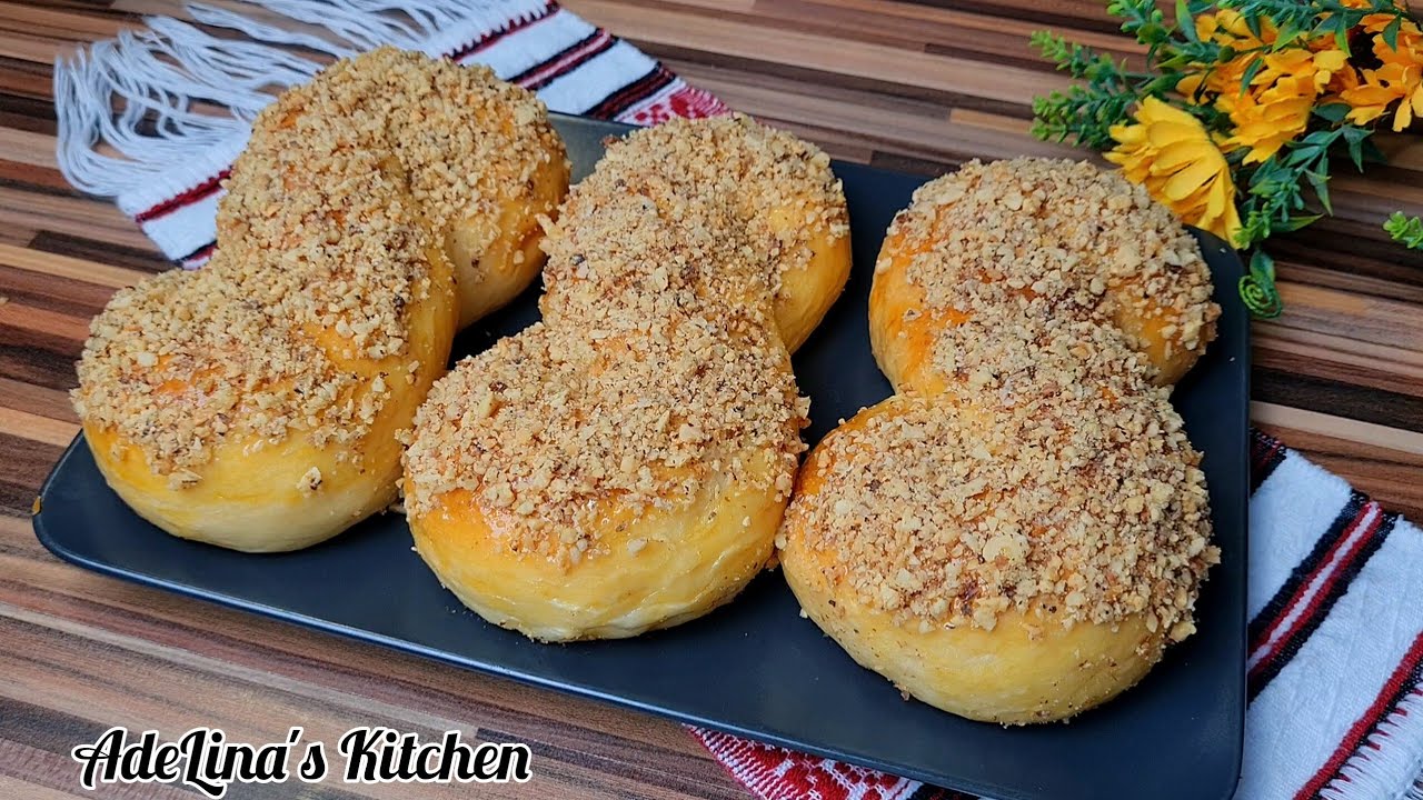 Mucenici Moldovenesti Pufosi insiropati (cu Nuca si Miere) | AdeLina's Kitchen 