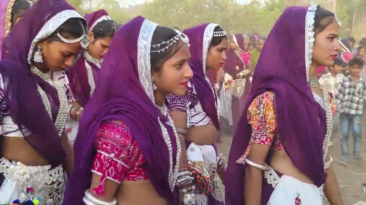 आदिवासी वीडियो धमाका दार mp 69