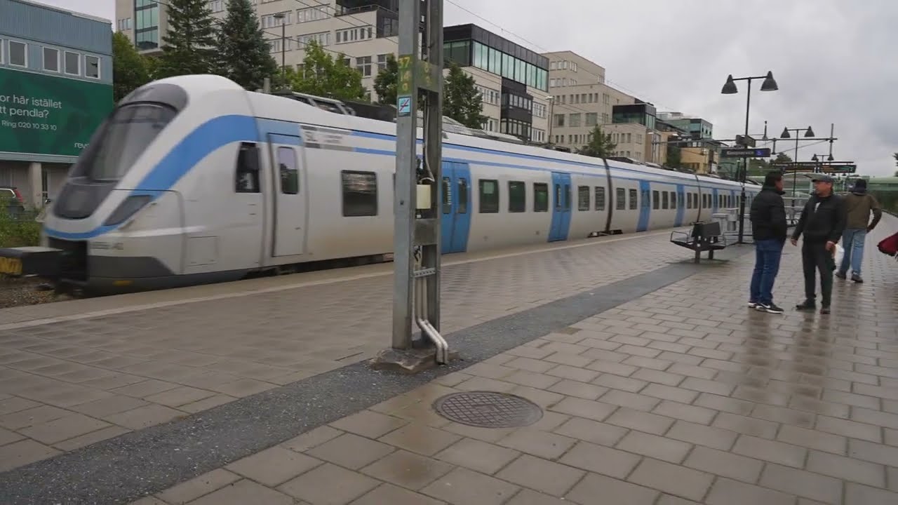 Sweden, Stockholm, train ride from Årstaberg to Handen