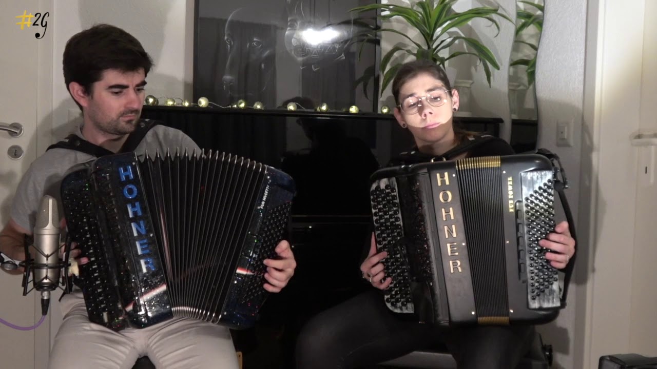LUCIA (Sébastien Farge) interprété par Lucia Genilloud et Guillaume Fric à l'accordéon