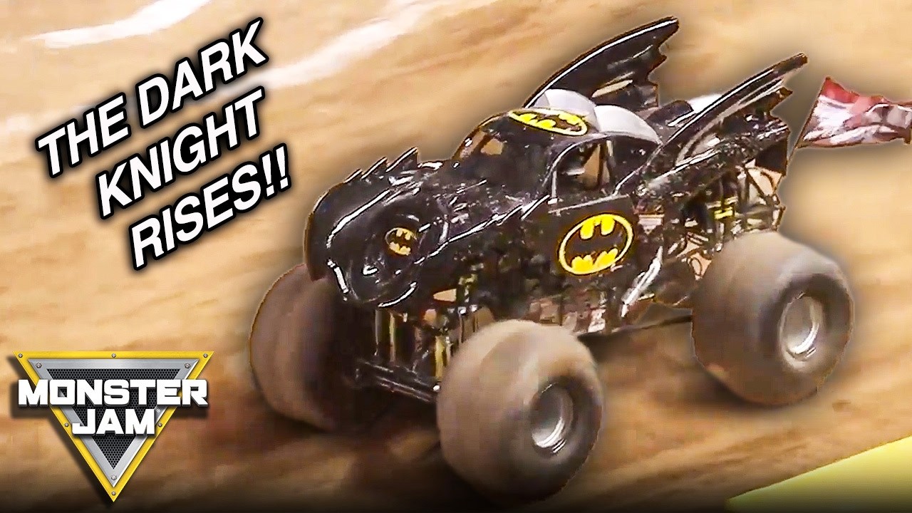 THROWBACK: Batman Highlights | Monster Jam