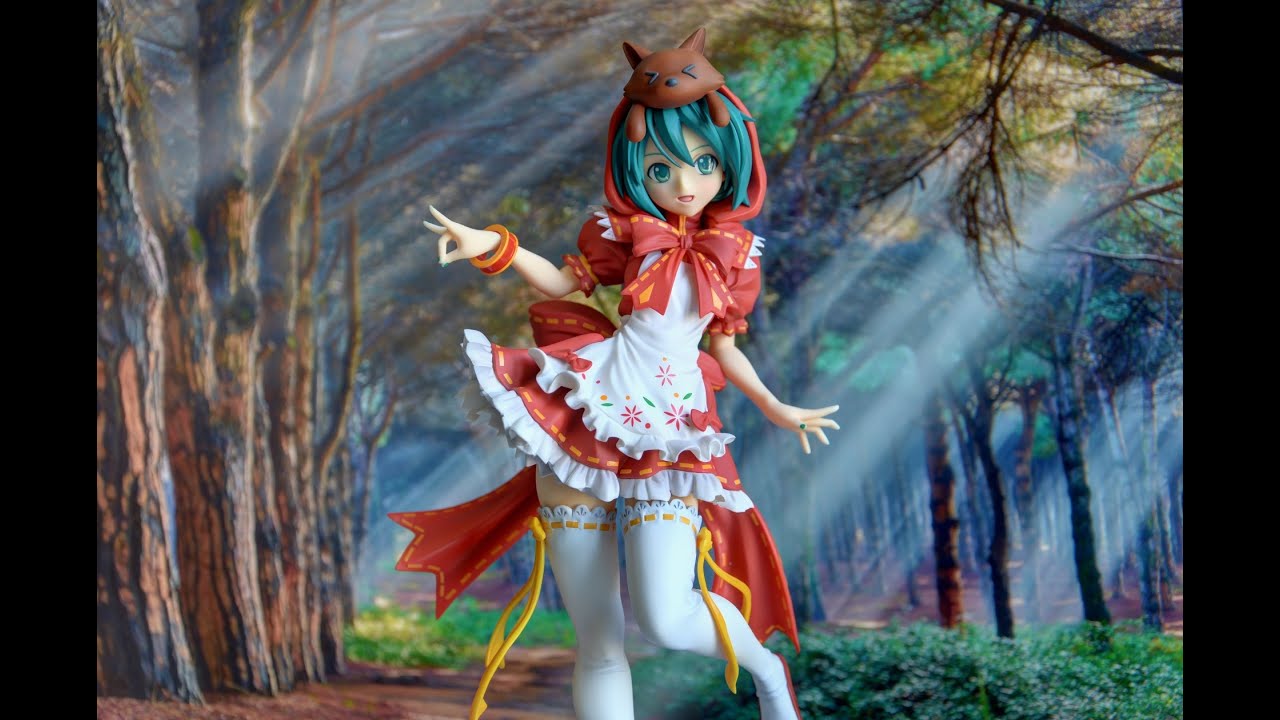 Hatsune Miku - 1/7 - Mikuzukin Anime Figure Unboxing + Review!