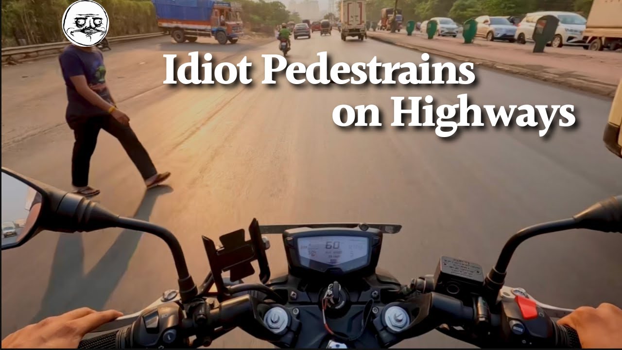 Daily Observations | Idiot Pedestrians on Highway  | Aakash Baviskar Vlogs | Vlog 03