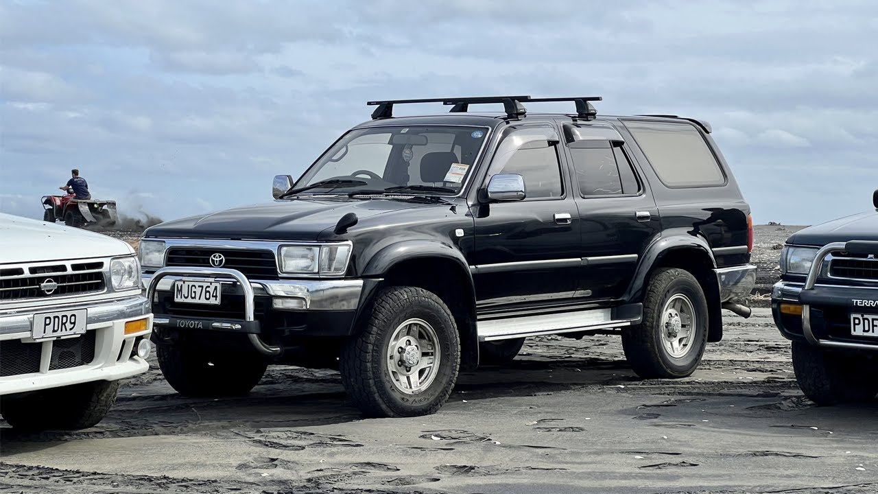 1995 Toyota Hilux Surf / 2nd Gen 4 Runner - POV