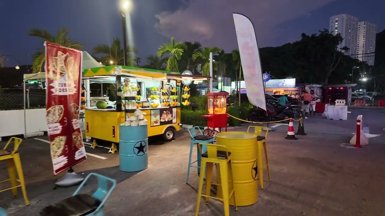 After dinner walk at Batu Ferringhi beach | Ferringhi Walk | Starbucks | The Ship | Night Market