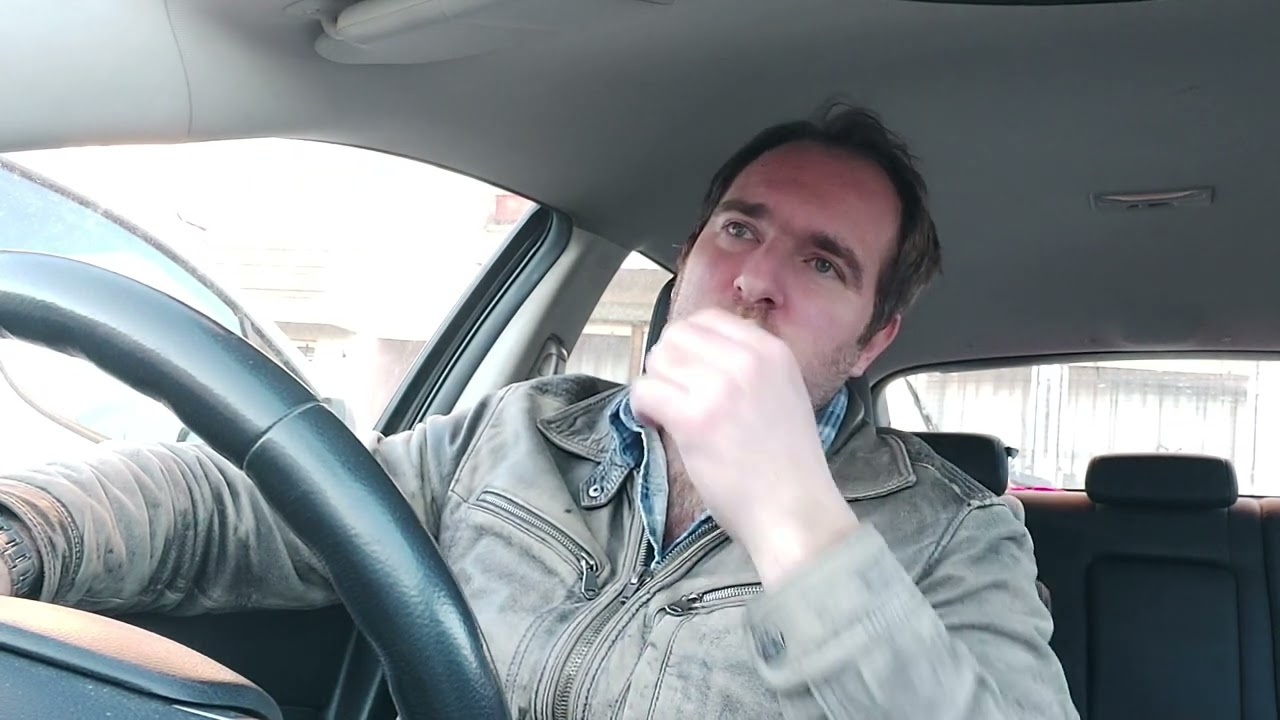 Sa koliko godina je najbolje krenuti s glazbom? 🎶 Savjet profesora klavira