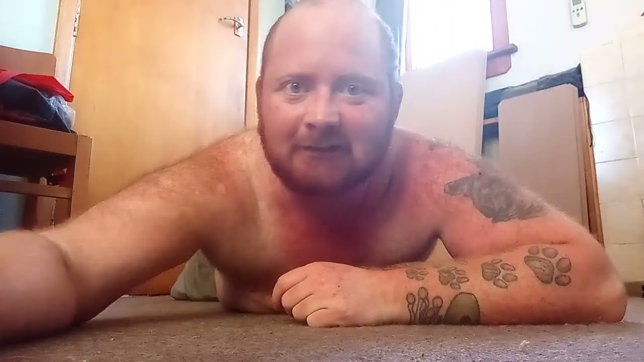 PLANK CHALLENGE 》》 DAY 27
