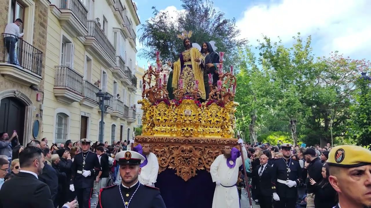 Prendimiento por Plaza de España y Canalejas, Lunes Santo Cádiz 2025