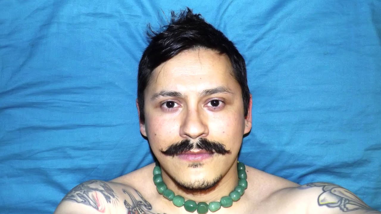 Crecimiento de bigote (3 meses) - Moustache growth (3 months)