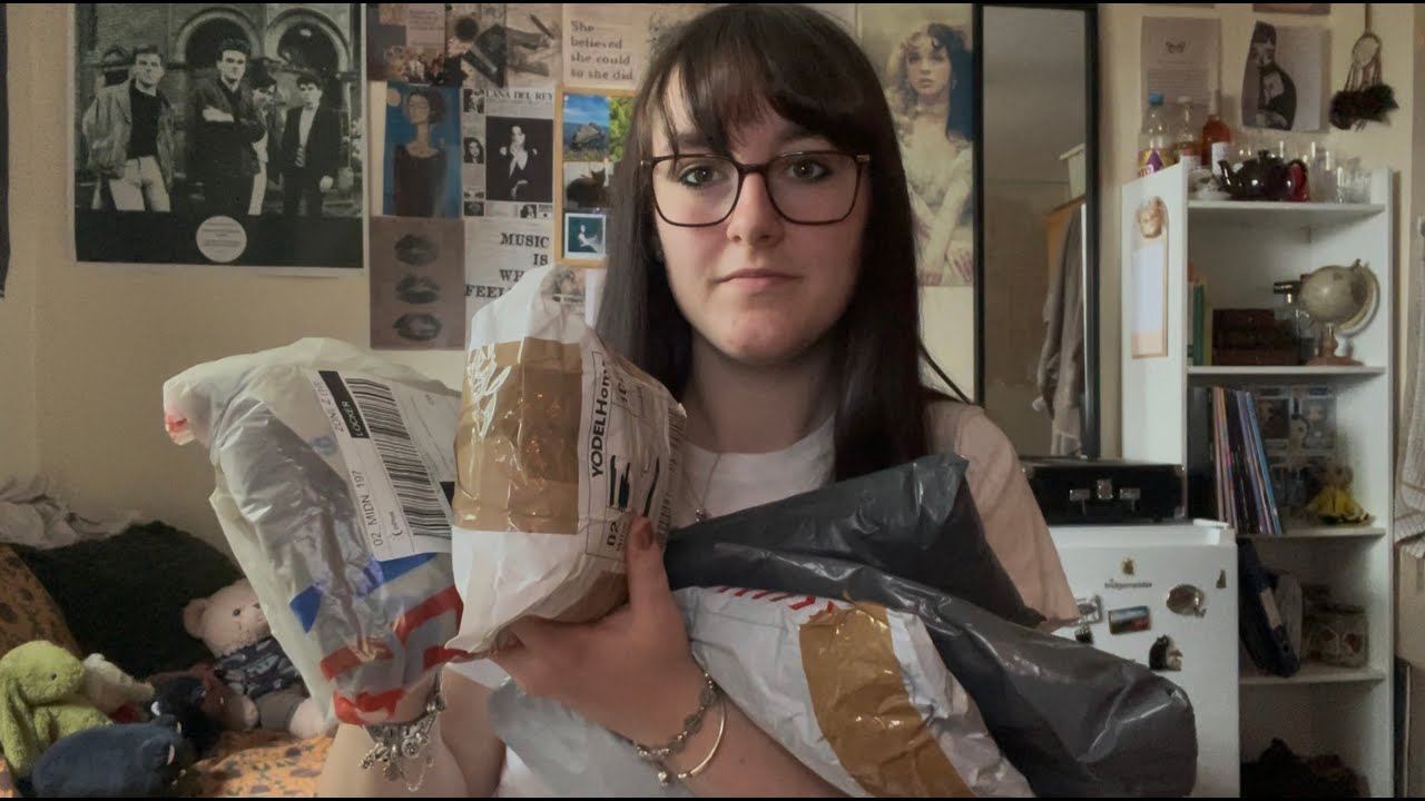 Vinted haul! Dark academia styled outfits!