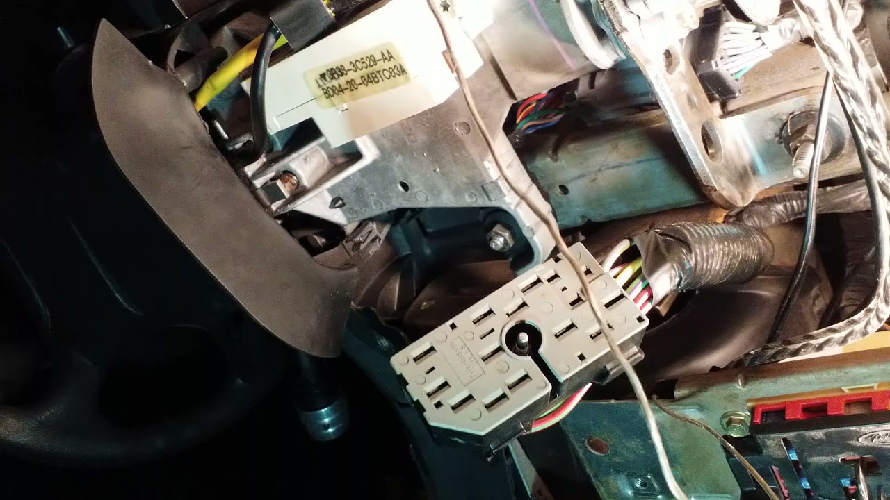 Mustang Hydrobooster Swap Part 2: How To Remove 94-04 Ford Mustang Steering Column In 9 Minutes.